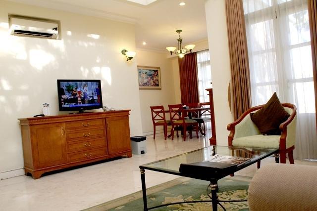 Ciputra Golf, Club & Hotel Сурабая Номер фото